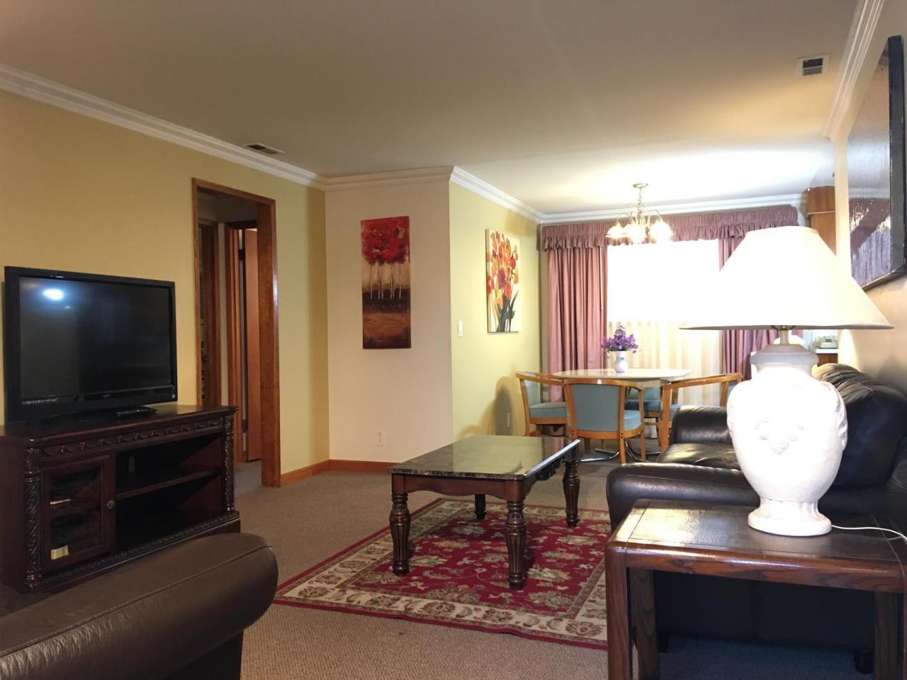 Acorn Motor Inn Oak Harbor Exterior foto